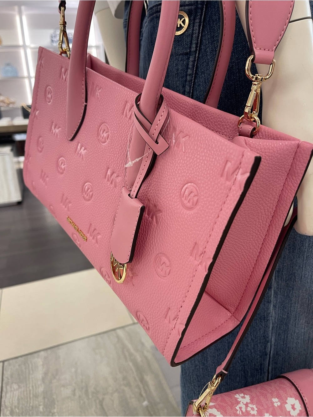 Michael Kors Mirella Med Logo Debossed Satchel Shoulder Tote Handbag Crossbody - Picture 10 of 16